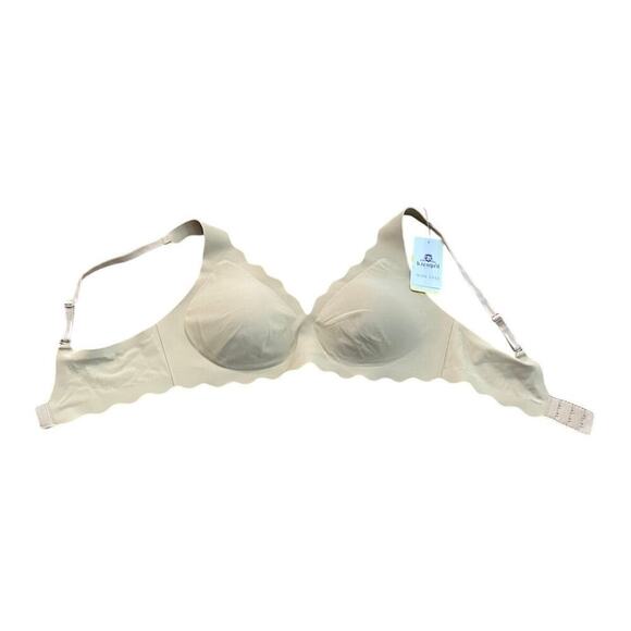 NWT B.tempt'd Cream Push Up Underwire Plunge Convertible Bra Size Medium - Picture 1 of 4